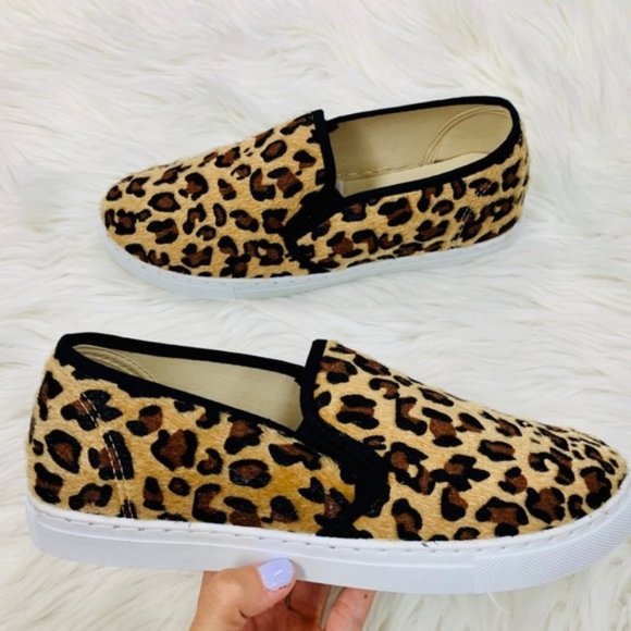 Anna “Leopard slip on sneaker” - Picture 2 of 5